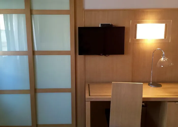法鲁萨拉松酒店 桑亨霍